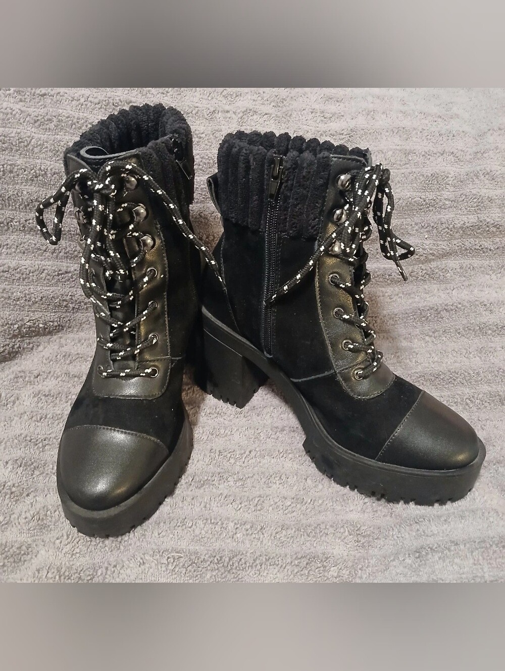 Chelsea & Violet Zaira Lug Sole Platform Boots Size 6.5